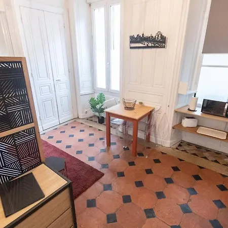 Immeuble L'aristocrate - L'authentique - Bd Carnot Lägenhet *